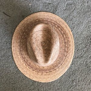 Lack of color hat; straw Palma fedora
